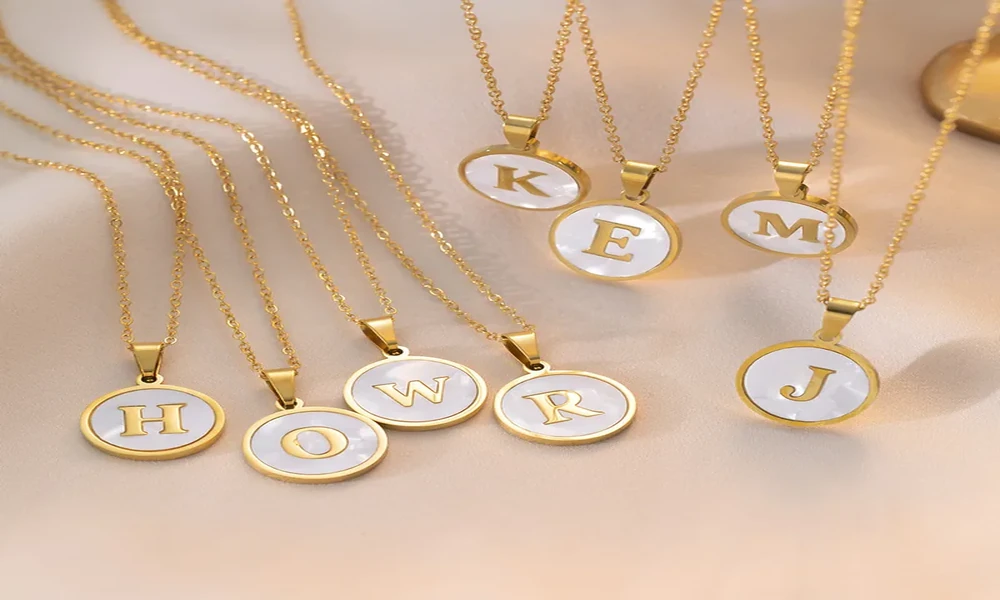 Wholesale Stainless Steel Necklaces: What Retailers Need to Know Before Buying in Bulk (2026 Guide)