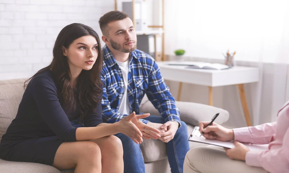 Healing the Divide: How Marriage Therapy Helps Couples Resolve Conflict, Rebuild Trust, and Prevent Divorce